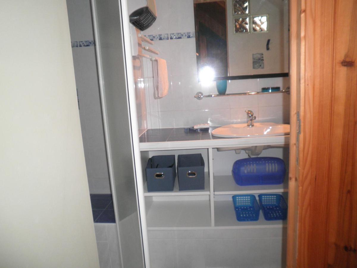 Appartement F1 Mansarde A 100M De La Plage, Proche De Arromanches Et Des Plages Du Debarquement Saint-Côme-de-Fresné Екстериор снимка